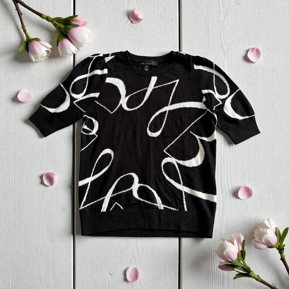 WHITE HOUSE BLACK MARKET White B;ack Ribbon Patterned short Sleeve Sweater Size - Picture 1 of 6